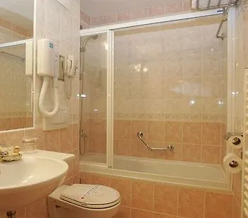 **** Hotel Valamar Villa Adria Baška Croazia