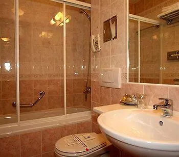 Valamar Villa Adria Baska  4*, Baska (Krk)